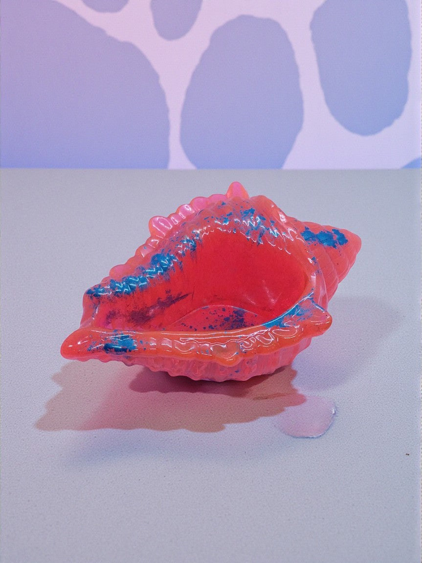 Artymunk3y coral pink resin seashell trinket dish with blue splatter accents, perfect for jewelry or keys.