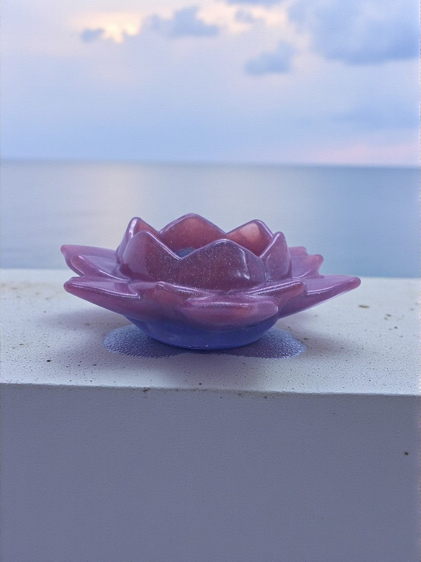 Artymunk3y iridescent lavender and violet lotus flower tealight candle holder made of resin.